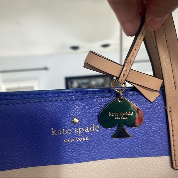 Kate Spade Blue and White Striped Tote Bag * Small Pen Marks - Picture 4 of 16